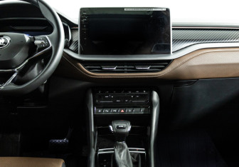 Подержанный автомобиль Skoda Kodiaq 2023 года (14 фото)