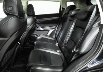 Подержанный автомобиль Geely Atlas Pro 2022 года (10 фото)