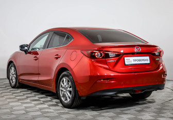 Подержанный автомобиль Mazda 3 Sedan 2014 года (7 фото)