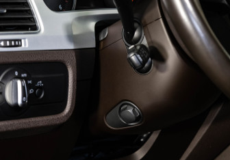 Подержанный автомобиль Volkswagen Touareg 2017 года (24 фото)