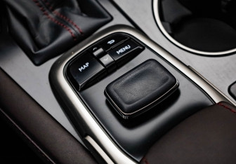 Подержанный автомобиль Lexus RX 2017 года (24 фото)