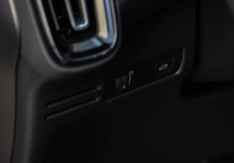 Подержанный автомобиль Volvo XC40 2021 года (22 фото)