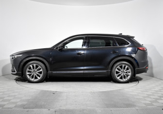Подержанный автомобиль Mazda CX-9 2018 года (8 фото)