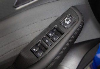 Подержанный автомобиль Haval F7 2023 года (22 фото)