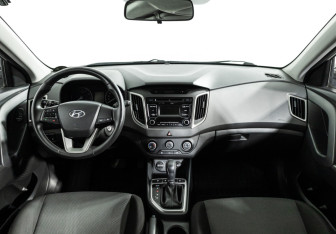 Подержанный автомобиль Hyundai Creta 2018 года (12 фото)