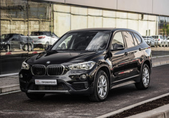 Подержанный автомобиль BMW X1 2019 года (3 фото)