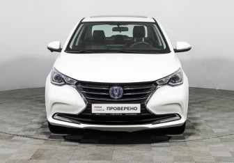 Подержанный автомобиль Changan Alsvin 2023 года (2 фото)