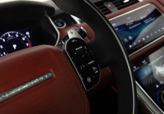Подержанный автомобиль Land Rover Range Rover Sport 2021 года (23 фото)