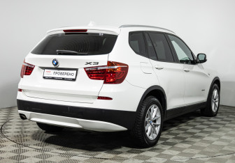 Подержанный автомобиль BMW X3 2013 года (5 фото)
