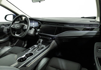 Подержанный автомобиль Omoda S5 2024 года (9 фото)