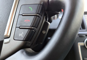Подержанный автомобиль Land Rover Freelander 2014 года (21 фото)