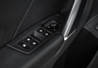 Подержанный автомобиль Volkswagen Tiguan 2017 года (10 фото)