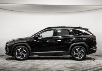 Подержанный автомобиль Hyundai Tucson 2021 года (8 фото)