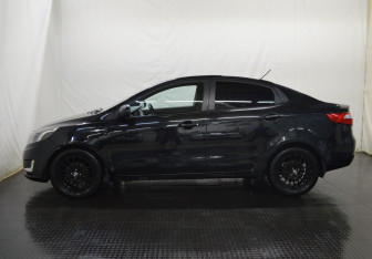 Подержанный автомобиль Kia Rio Sedan 2014 года (8 фото)