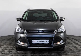 Подержанный автомобиль Ford Kuga 2016 года (2 фото)