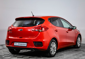 Подержанный автомобиль Kia Ceed Hatchback 2016 года (5 фото)