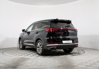 Подержанный автомобиль Chery Tiggo 7 Pro Max 2023 года (7 фото)