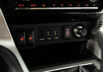 Подержанный автомобиль Mitsubishi Pajero Sport 2021 года (18 фото)