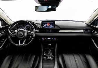 Подержанный автомобиль Mazda 6 Sedan 2019 года (12 фото)