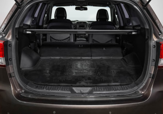 Подержанный автомобиль Kia Sorento 2013 года (26 фото)