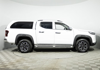 Подержанный автомобиль Changan Hunter Plus 2023 года (4 фото)