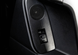 Подержанный автомобиль Toyota Land Cruiser Prado 2021 года (35 фото)