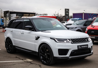 Подержанный автомобиль Land Rover Range Rover Sport 2019 года (4 фото)