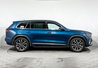 Подержанный автомобиль Geely Monjaro 2023 года (2 фото)