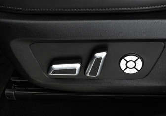 Подержанный автомобиль Tank 300 2023 года (15 фото)