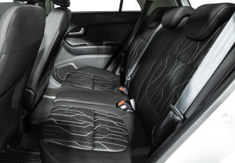 Подержанный автомобиль Kia Picanto 2016 года (10 фото)