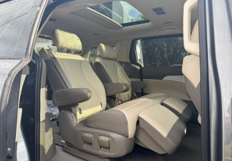 Новый Kia Carnival 2025 (12 фото)