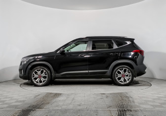 Подержанный автомобиль Kia Seltos 2020 года (8 фото)