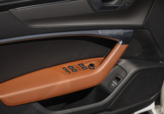Подержанный автомобиль Audi A7 2021 года (28 фото)