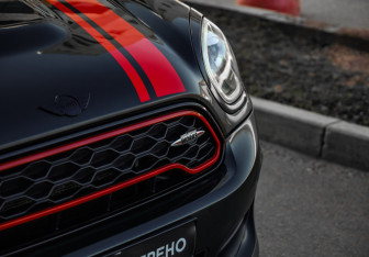 Подержанный автомобиль MINI Countryman 2017 года (5 фото)