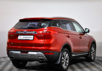 Подержанный автомобиль Geely Atlas 2019 года (5 фото)