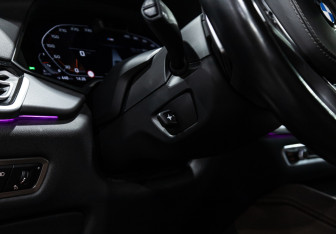 Подержанный автомобиль BMW X6 2022 года (34 фото)