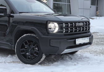 Подержанный автомобиль Haval H3 2024 года (10 фото)