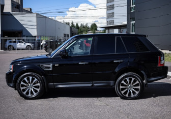 Подержанный автомобиль Land Rover Range Rover Sport 2011 года (10 фото)