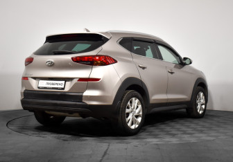 Подержанный автомобиль Hyundai Tucson 2018 года (5 фото)