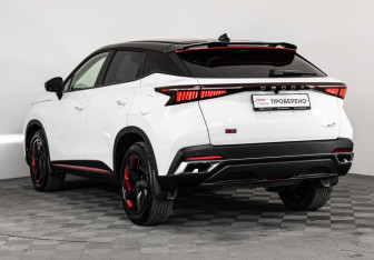 Подержанный автомобиль Omoda C5 2023 года (9 фото)