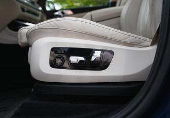 Подержанный автомобиль BMW X7 2019 года (13 фото)