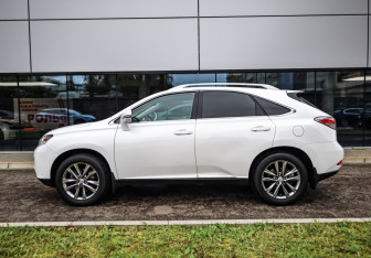 Подержанный автомобиль Lexus RX 2012 года (5 фото)