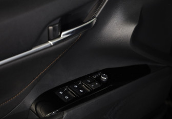 Подержанный автомобиль Toyota Camry Sedan 2019 года (20 фото)