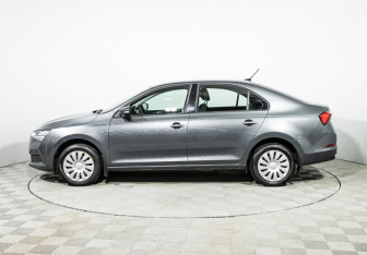 Подержанный автомобиль Skoda Rapid Liftback 2020 года (8 фото)