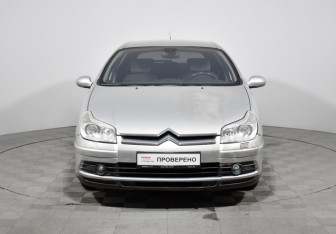Подержанный автомобиль Citroen C5 Liftback 2006 года (2 фото)