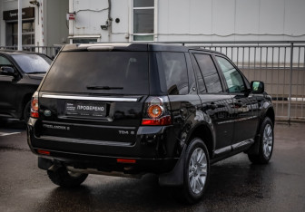 Подержанный автомобиль Land Rover Freelander 2013 года (6 фото)