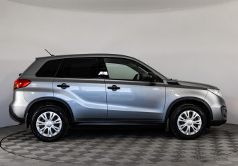 Подержанный автомобиль Suzuki Vitara 2015 года (4 фото)
