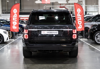 Подержанный автомобиль Land Rover Range Rover 2021 года (9 фото)