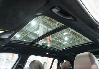 Подержанный автомобиль BMW X7 2020 года (19 фото)