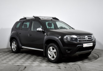 Подержанный автомобиль Renault Duster 2013 года (3 фото)